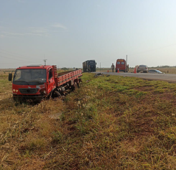 Acidente na rodovia MS 386, entre caminhão e veículo deixa uma pessoa morta