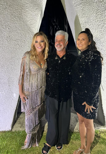 Lulu Santos canta para 4 mil pessoas em Trancoso BA Lulu Santos canta para 4 mil pessoas em Trancoso BA