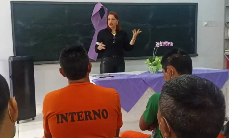 Coordenadoria de Políticas Públicas para as Mulheres promoveu atividades em alusão ao Agosto Lilás Coordenadoria de Políticas Públicas para as Mulheres promoveu atividades em alusão ao Agosto Lilás