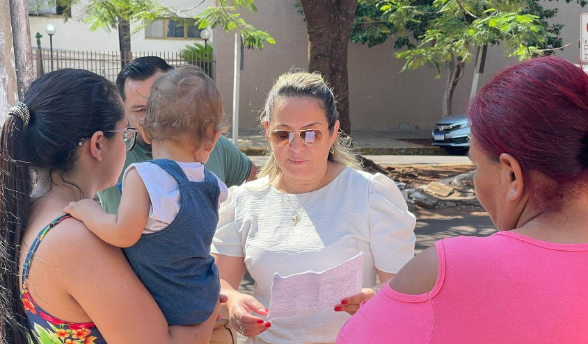 Deputada Lia denuncia descaso com crianças atípicas de Dourados Deputada Lia denuncia descaso com crianças atípicas de Dourados