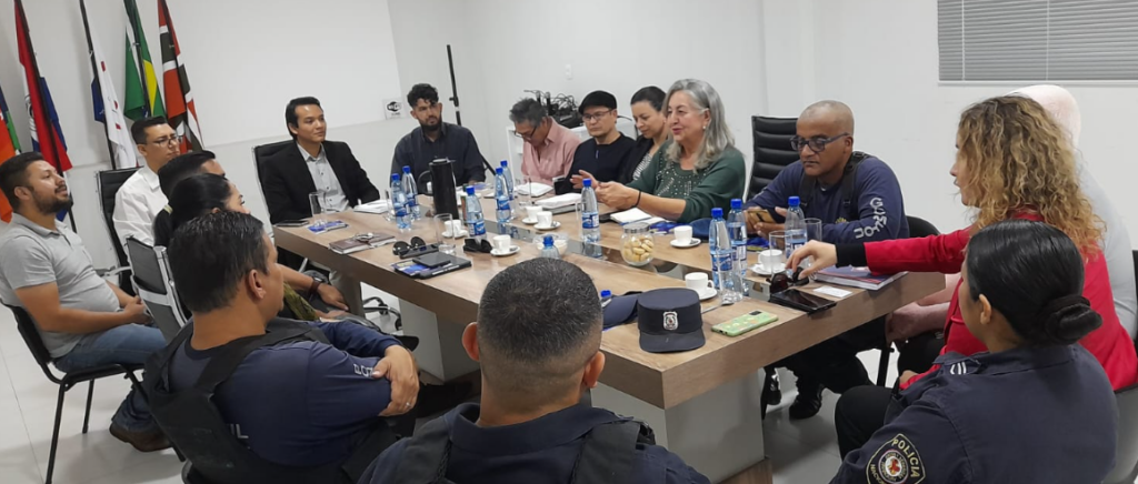 Comando da Guarda Civil se reúne com diretores da Câmara do Comércio em Pedro Juan Caballero Comando da Guarda Civil se reúne com diretores da Câmara do Comércio em Pedro Juan Caballero
