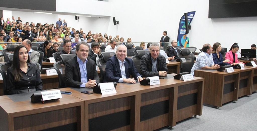 Com expectativa de reunir 2 mil pessoas, Corrida dos Poderes dá largada às inscrições Com expectativa de reunir 2 mil pessoas, Corrida dos Poderes dá largada às inscrições