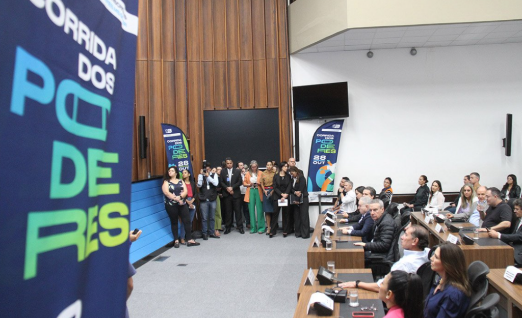 Com expectativa de reunir 2 mil pessoas, Corrida dos Poderes dá largada às inscrições Com expectativa de reunir 2 mil pessoas, Corrida dos Poderes dá largada às inscrições