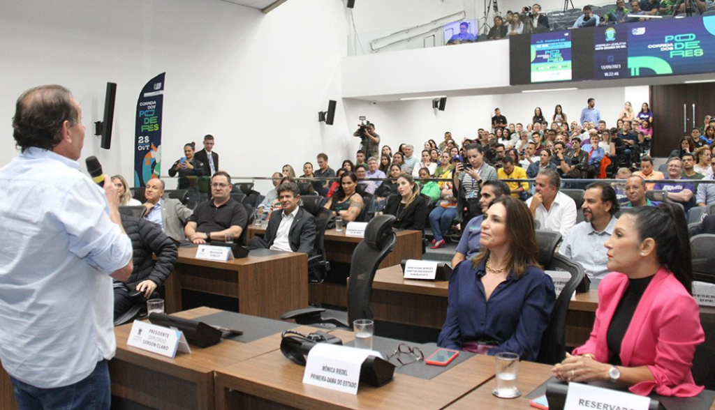 Com expectativa de reunir 2 mil pessoas, Corrida dos Poderes dá largada às inscrições Com expectativa de reunir 2 mil pessoas, Corrida dos Poderes dá largada às inscrições