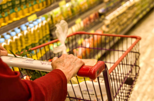Preço dos alimentos já acumula a maior redução no ano desde 2017 Preço dos alimentos já acumula a maior redução no ano desde 2017