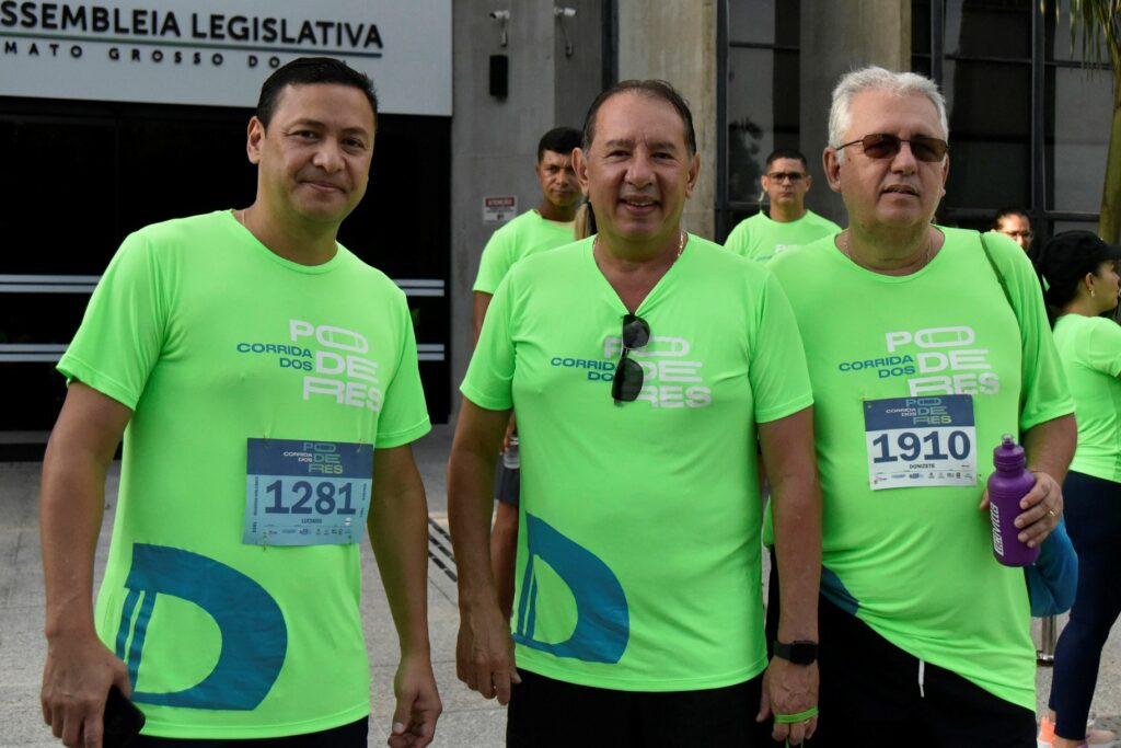 Corrida dos Poderes: Com clima agradável, evento reúne 2,5 mil pessoas Corrida dos Poderes: Com clima agradável, evento reúne 2,5 mil pessoas