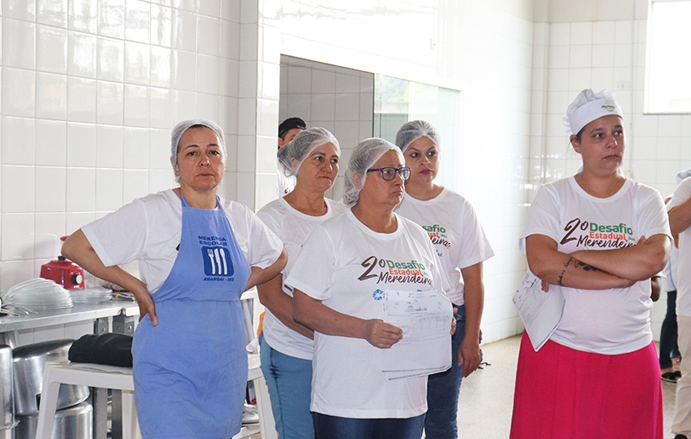 Merendeiras de Amambai participam de oficina do Sebrae sobre técnicas de preparo