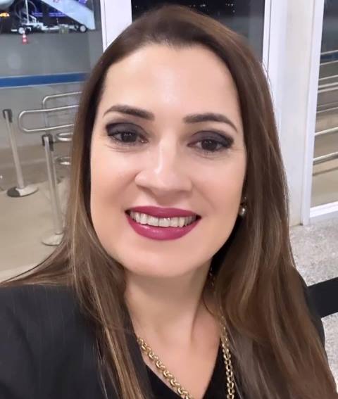 Saiba quem troca de idade hoje, 30/10/23, por Dora Nunes