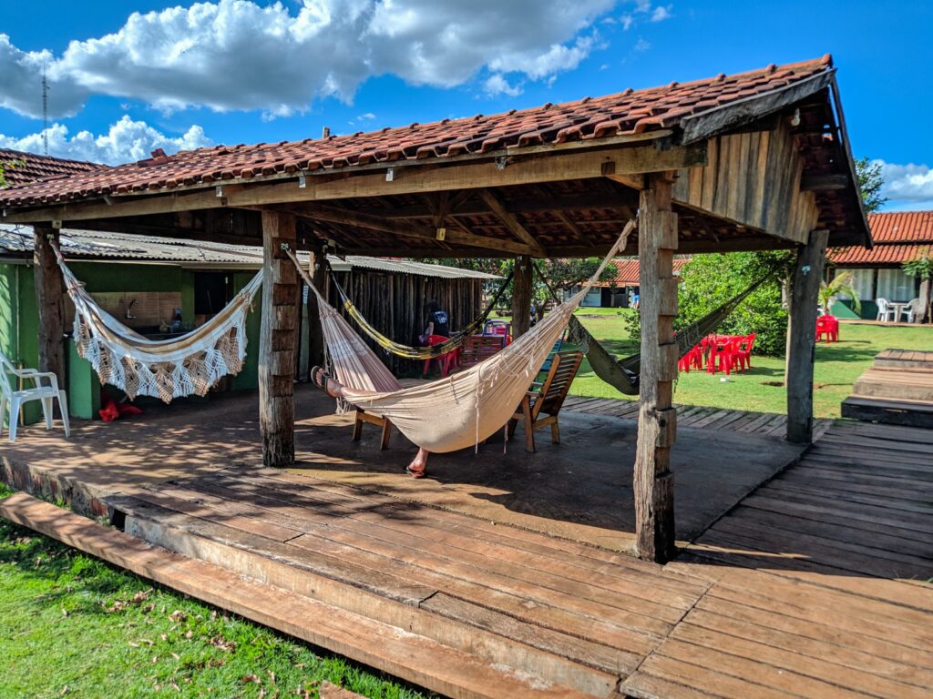 Hotel Fazenda a 190km de Ponta Porã, é destino certo para quem busca sossego e experiência no campo