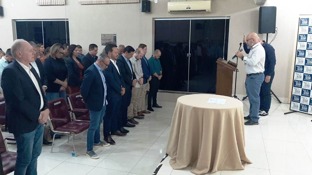 Ponta Porã: Nova diretoria da ACEPP toma posse e fala em união de todos Ponta Porã: Nova diretoria da ACEPP toma posse e fala em união de todos