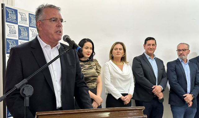 Ponta Porã: Nova diretoria da ACEPP toma posse e fala em união de todos Ponta Porã: Nova diretoria da ACEPP toma posse e fala em união de todos