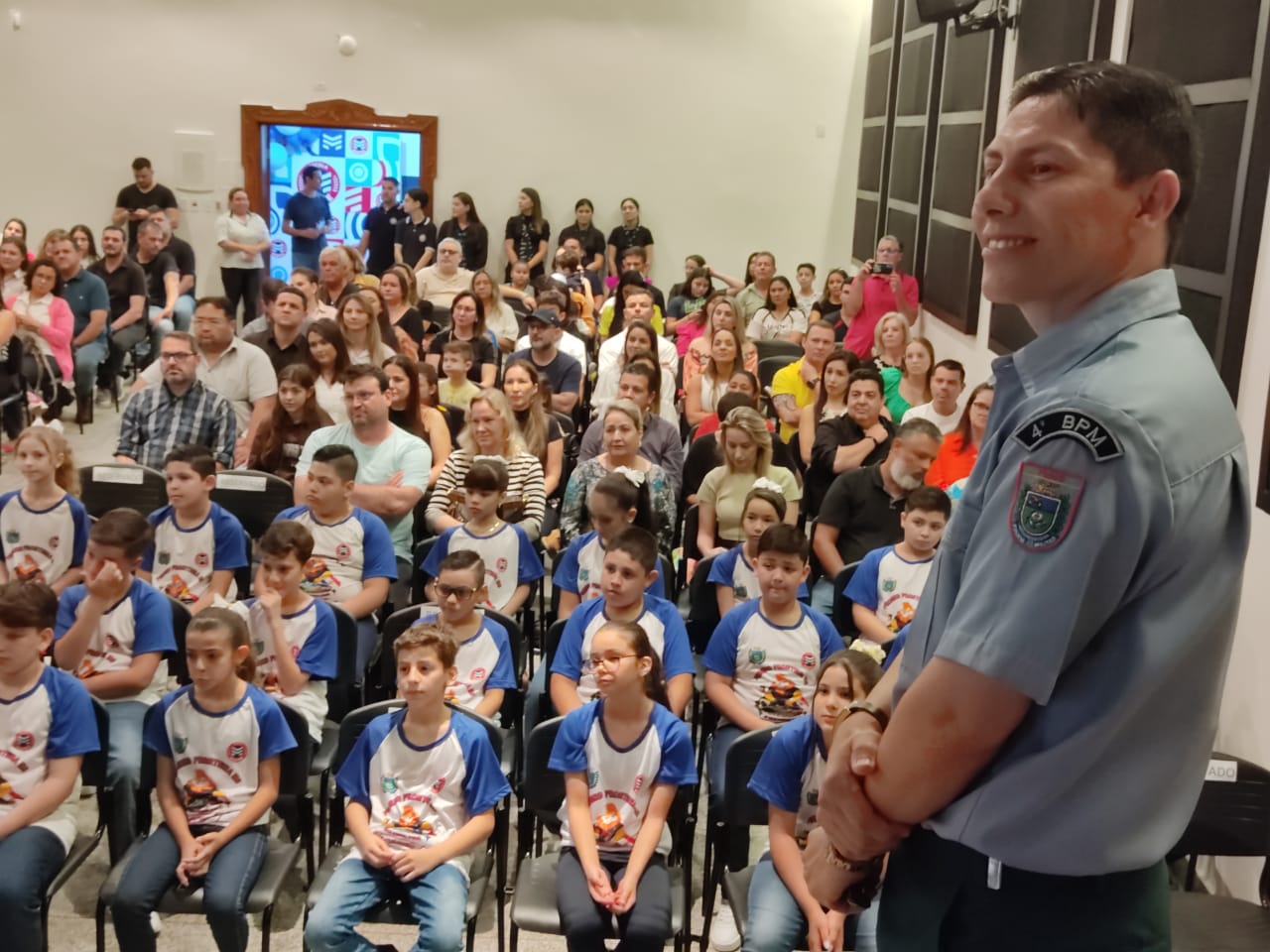 4º BPM e Escola MAPPE realizam formatura do PROERD em Ponta Porã