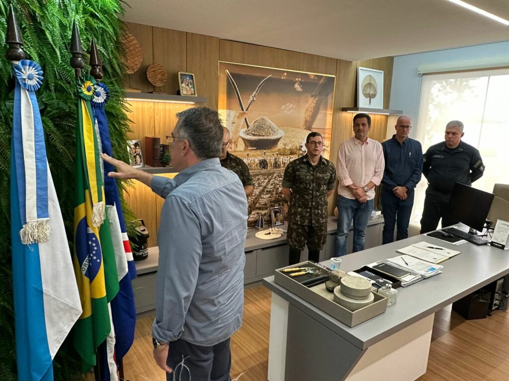 Prefeito Eduardo Campos é empossado Presidente da Junta de Serviço Militar de Ponta Porã