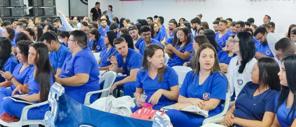 Atividades acadêmicas integram estudantes da UCP em Pedro Juan Caballero Atividades acadêmicas integram estudantes da UCP em Pedro Juan Caballero