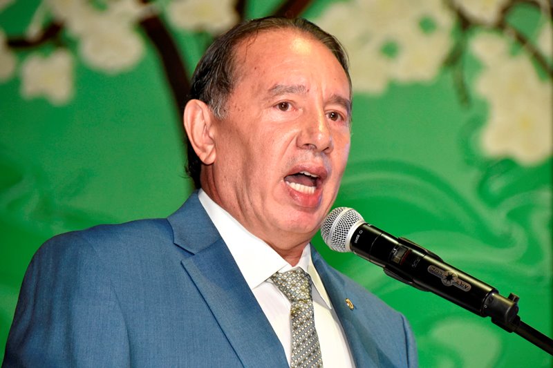 Numa festa pantaneira, ALEMS homenageia 81 pessoas que ajudam MS a crescer Numa festa pantaneira, ALEMS homenageia 81 pessoas que ajudam MS a crescer