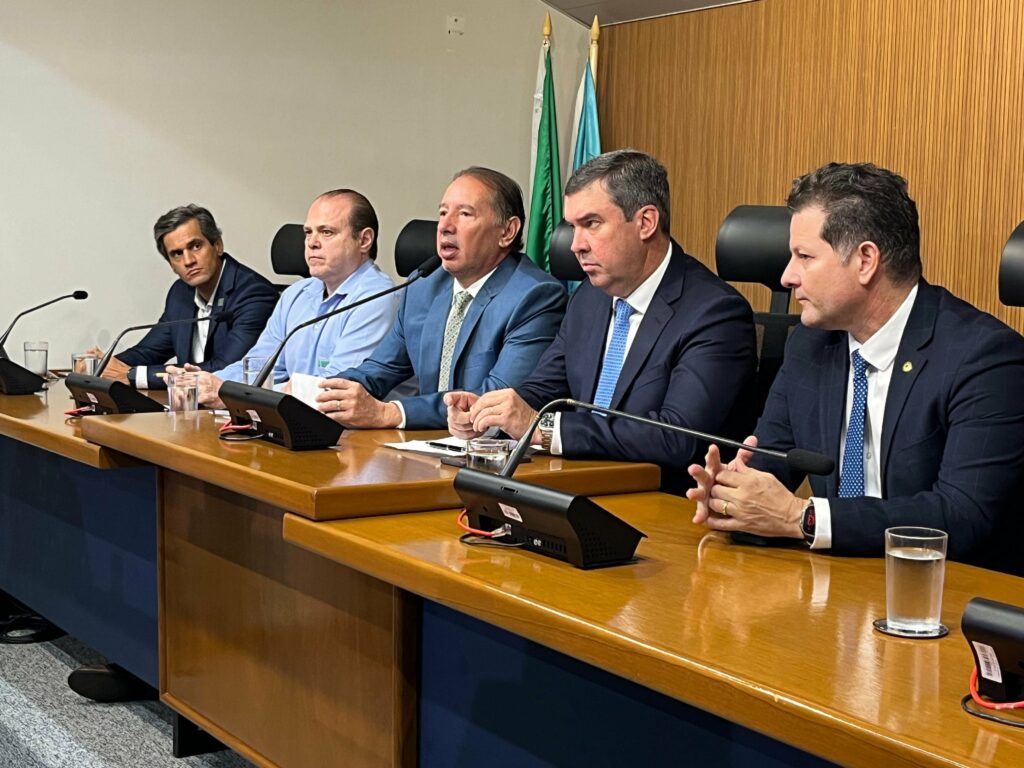 Projeto da Lei Ambiental do Pantanal proíbe lavoura, confinamento bovino e instalação Projeto da Lei Ambiental do Pantanal proíbe lavoura, confinamento bovino e instalação