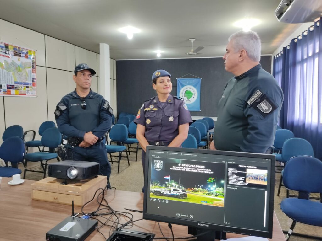Em Ponta Porã, Comando do 4⁰ BPM recebe equipe da Polícia Militar de São Paulo Em Ponta Porã, Comando do 4⁰ BPM recebe equipe da Polícia Militar de São Paulo
