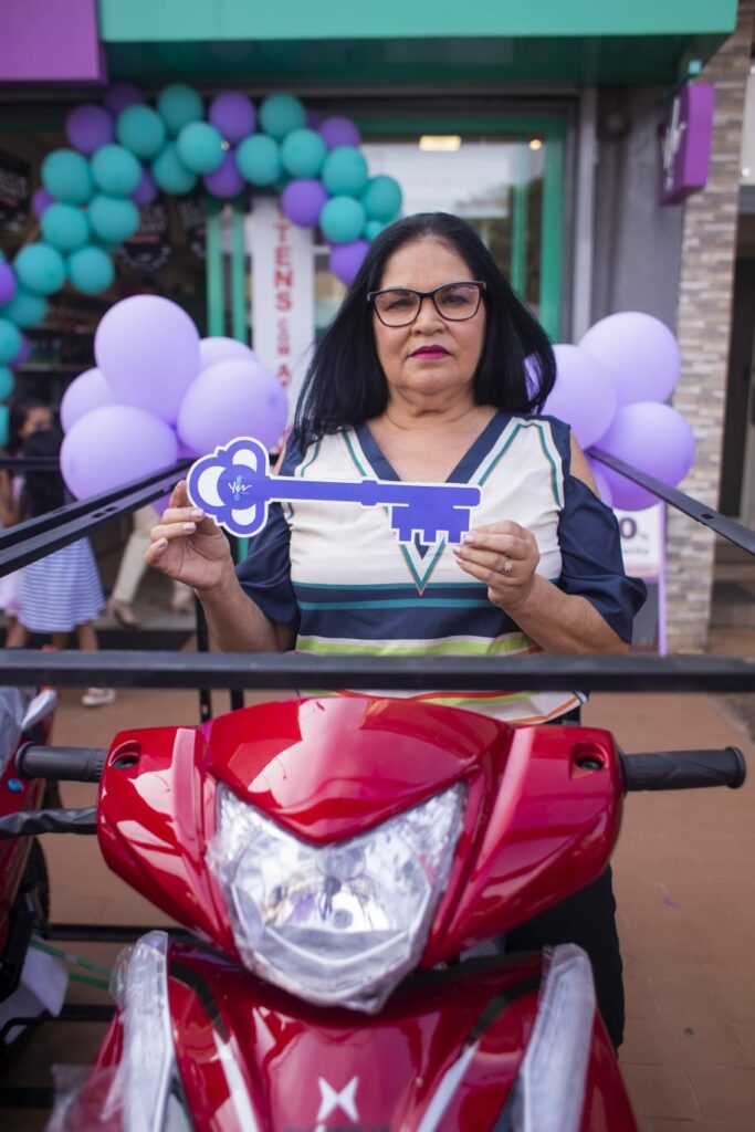 YES! COSMETICS entrega 04 motos 0km para revendedoras de Ponta Porã que se destacaram em campanha nacional YES! COSMETICS entrega 04 motos 0km para revendedoras de Ponta Porã que se destacaram em campanha nacional