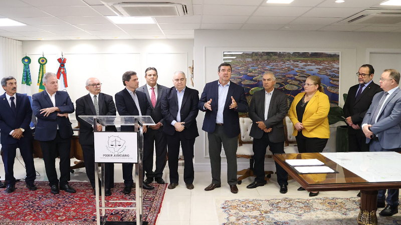 Governo participa de assinatura do contrato para a construção do novo prédio da Comarca de Maracaju Governo participa de assinatura do contrato para a construção do novo prédio da Comarca de Maracaju