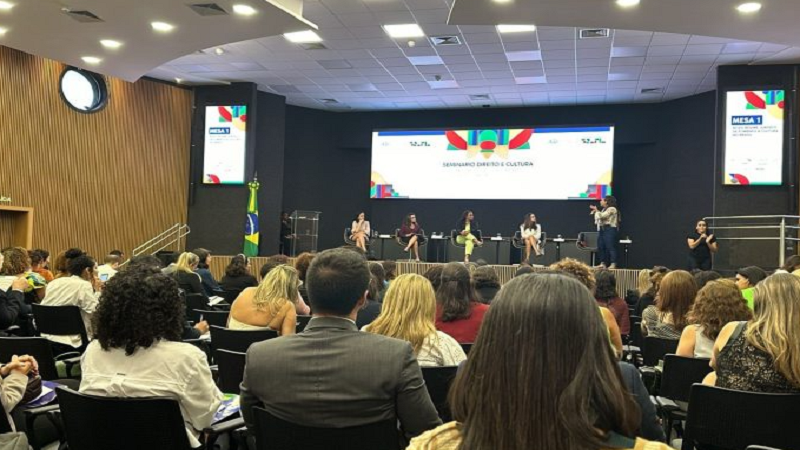 PGE participa de seminário em Brasília sobre o novo regime jurídico de fomento à cultura PGE participa de seminário em Brasília sobre o novo regime jurídico de fomento à cultura