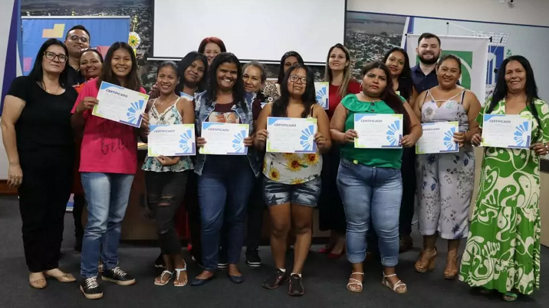 Palestra “Empreendedorismo Feminino e Autoestima”, foi um sucesso em Amambai Palestra “Empreendedorismo Feminino e Autoestima”, foi um sucesso em Amambai