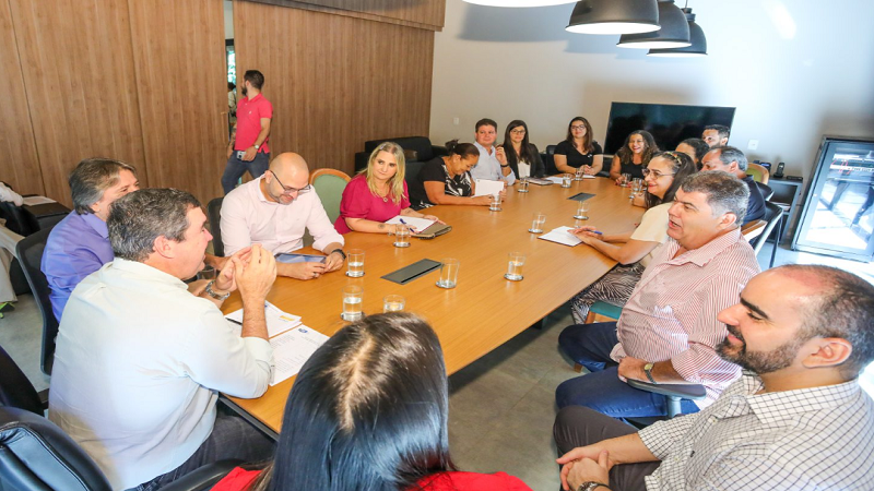 Governo de MS amplia novo benefício de R$ 300 a todos os efetivos que ganham até 3 salários