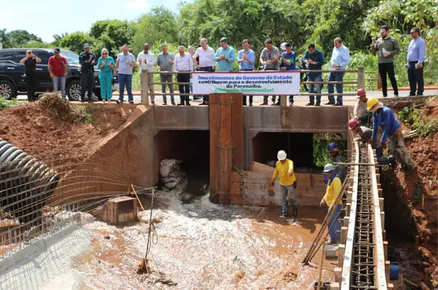 Riedel entrega investimentos em setores estruturantes de Inocência e Paranaíba Riedel entrega investimentos em setores estruturantes de Inocência e Paranaíba