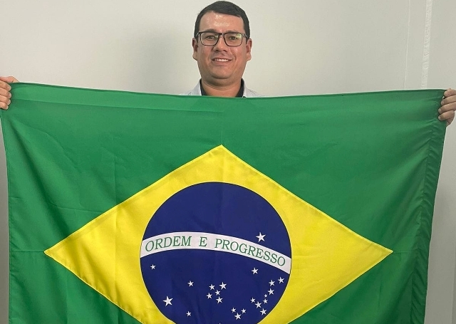 Veja os aniversariantes de hoje, dia 02/12/23 Veja os aniversariantes de hoje, dia 02/12/23