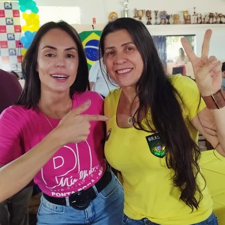Confira os aniversariantes desse dia 19/12/23, por Dora Nunes Confira os aniversariantes desse dia 19/12/23, por Dora Nunes