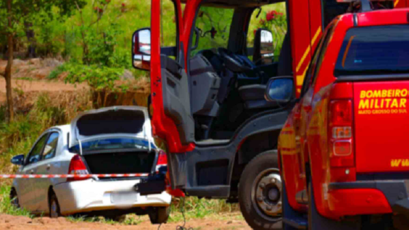 Corpo de homem é encontrado em Cachoeira do Inferninho em queda de 30 metros Corpo de homem é encontrado em Cachoeira do Inferninho em queda de 30 metros