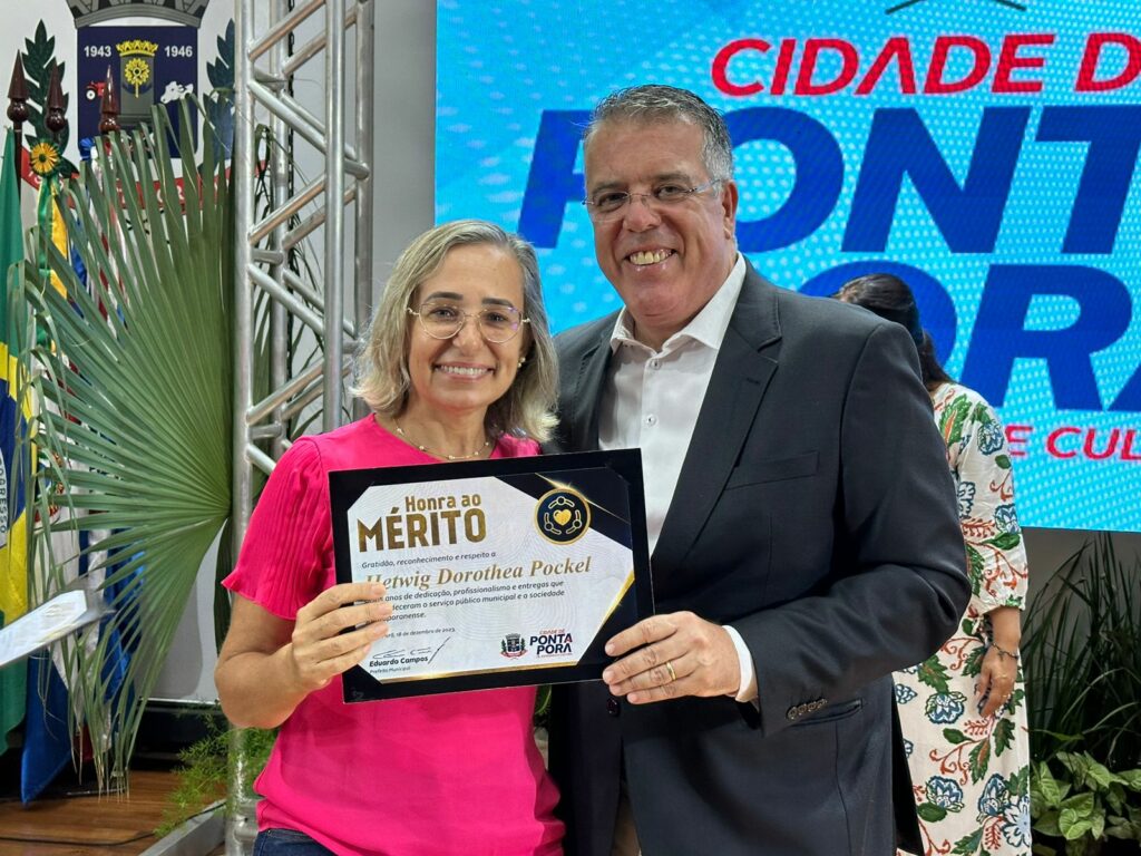 Ponta Porã: Prefeitura realiza homenagem à Servidores Públicos aposentados Ponta Porã: Prefeitura realiza homenagem à Servidores Públicos aposentados