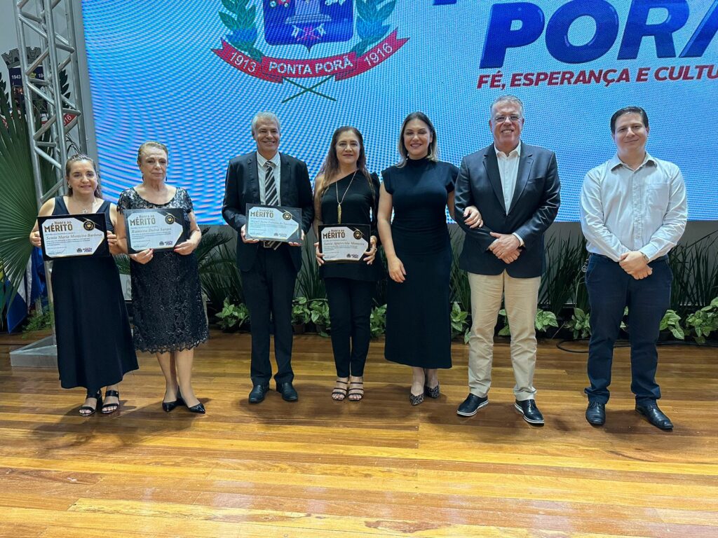 Ponta Porã: Prefeitura realiza homenagem à Servidores Públicos aposentados Ponta Porã: Prefeitura realiza homenagem à Servidores Públicos aposentados