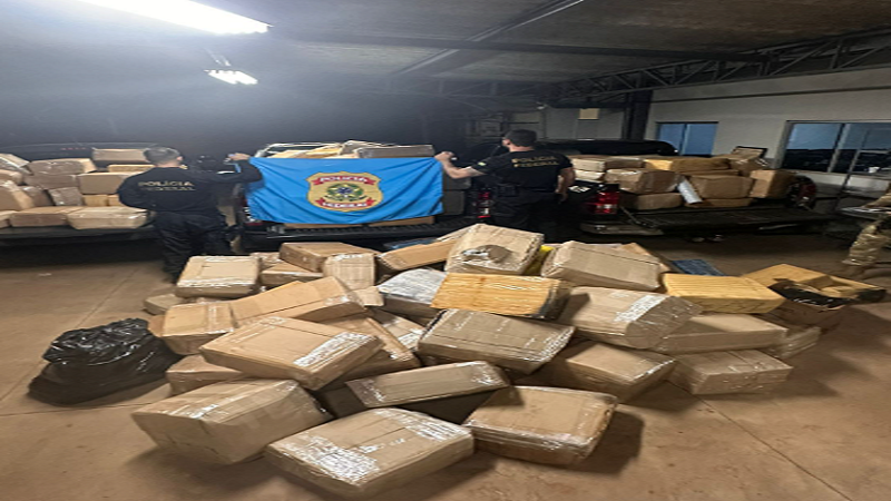 Ponta Porã: PF prende três por tráfico de drogas Ponta Porã: PF prende três por tráfico de drogas
