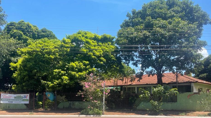 Governo do Estado atende Lia Nogueira e mais duas escolas de Dourados serão reformadas Governo do Estado atende Lia Nogueira e mais duas escolas de Dourados serão reformadas