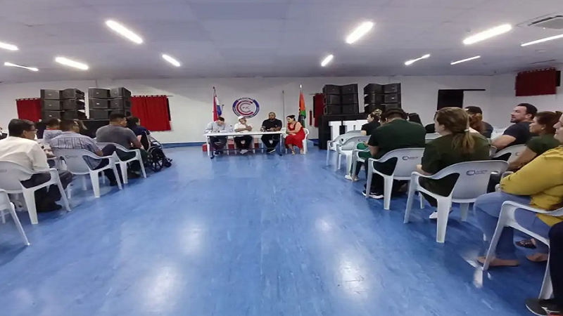 Pedro Juan Caballero: Carlos Bernardo incentiva proatividade aos futuros médicos da UCP Pedro Juan Caballero: Carlos Bernardo incentiva proatividade aos futuros médicos da UCP