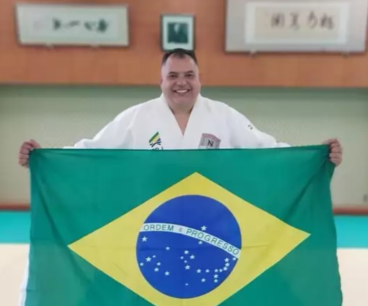 日本からアンゴラへ、ニコは帰国前に柔道への情熱を広めた – ポンタ・ポラ情報 – ポンタ・ポラニュース – MS とペドロ・フアン・カバレロ