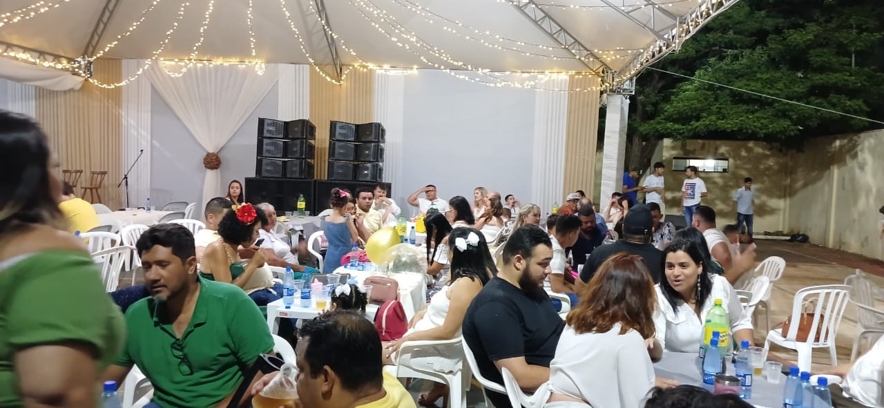 UCP mantém a tradição e acolhe universitários nas festas de final de ano UCP mantém a tradição e acolhe universitários nas festas de final de ano