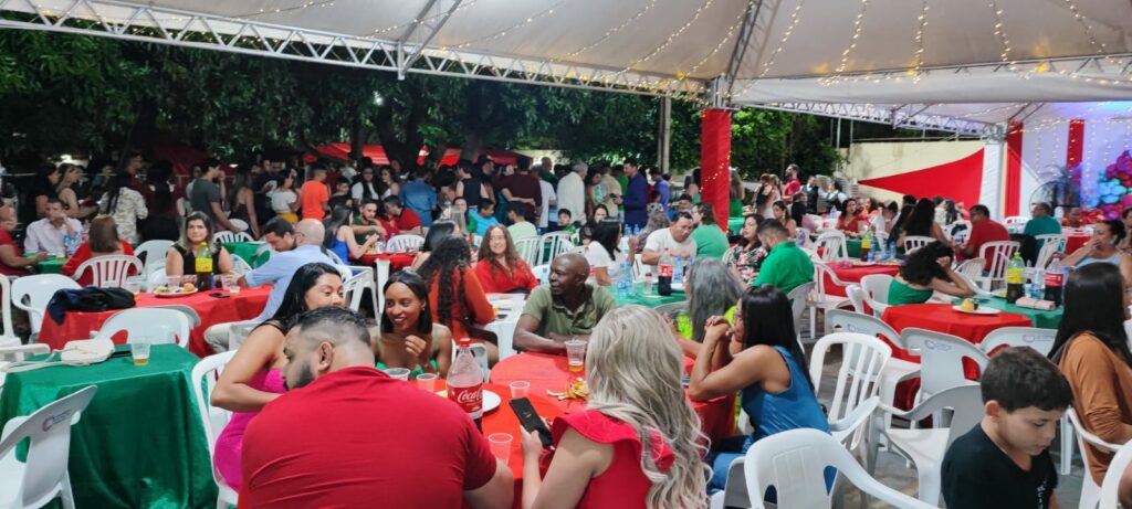 UCP mantém a tradição e acolhe universitários nas festas de final de ano UCP mantém a tradição e acolhe universitários nas festas de final de ano