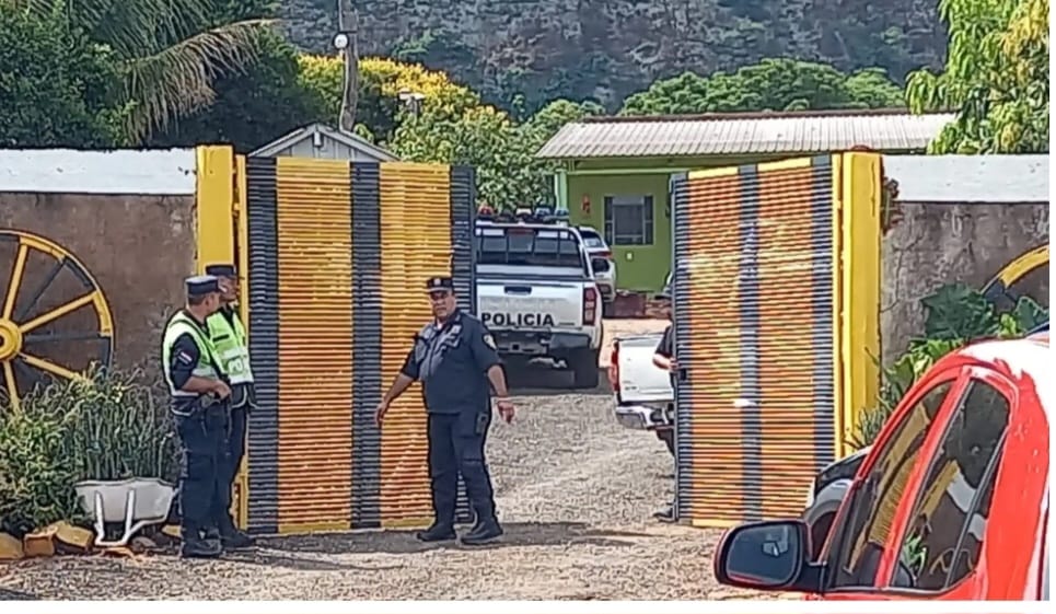 Paraguai: Seis pessoas assassinadas em ataque a uma fazenda em Amambay Paraguai: Seis pessoas assassinadas em ataque a uma fazenda em Amambay