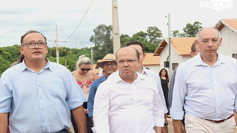 Amambai: Governador Barbosinha e prefeito Dr. Bandeira, inauguram obras de Infraestrutura e Saneamento