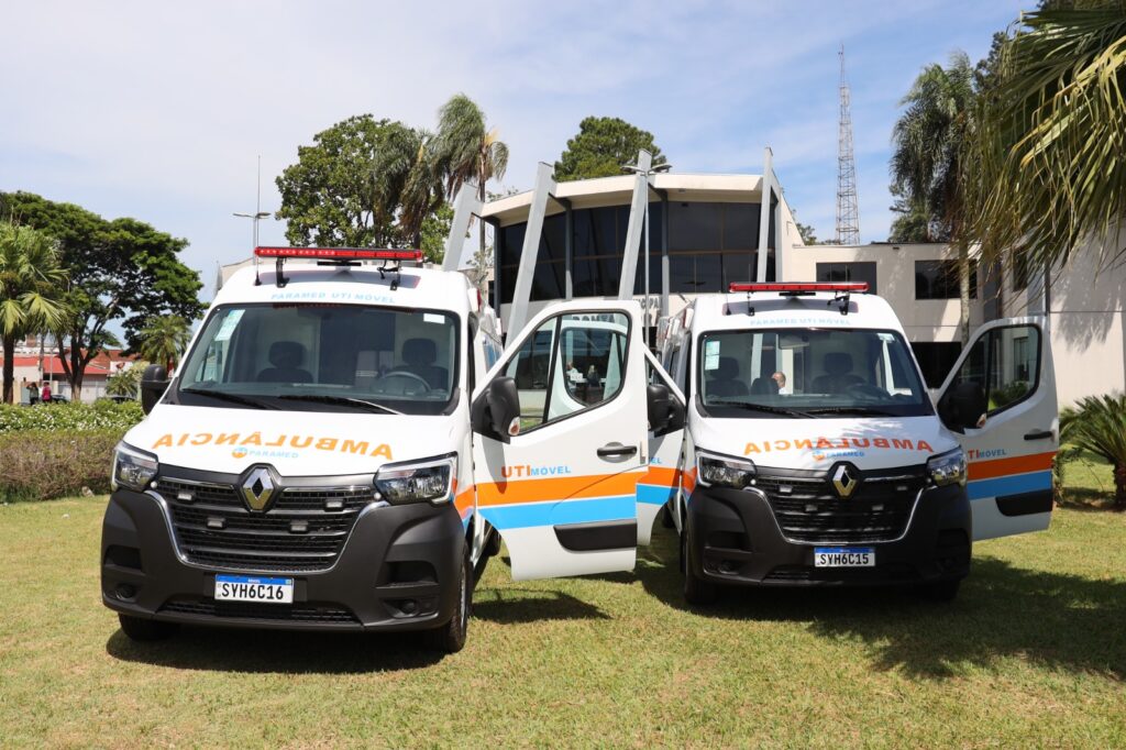 Saúde de Ponta Porã recebe novas ambulâncias Saúde de Ponta Porã recebe novas ambulâncias