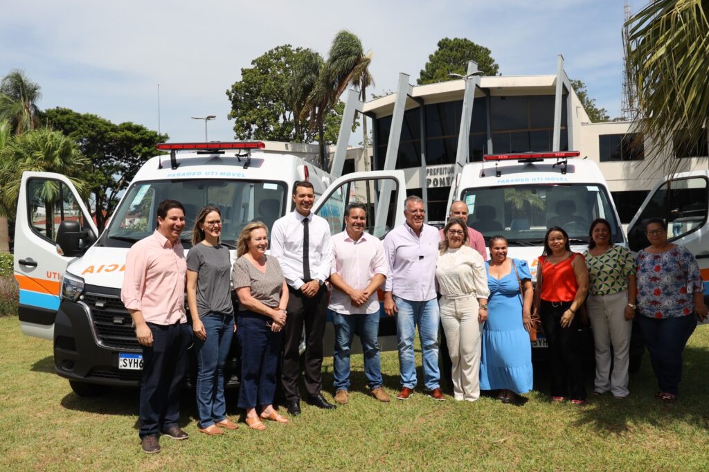 Saúde de Ponta Porã recebe novas ambulâncias Saúde de Ponta Porã recebe novas ambulâncias