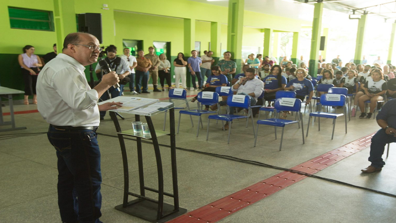 Governador em exercício entrega obras em Caarapó e autoriza ampliação da rede de saneamento Governador em exercício entrega obras em Caarapó e autoriza ampliação da rede de saneamento