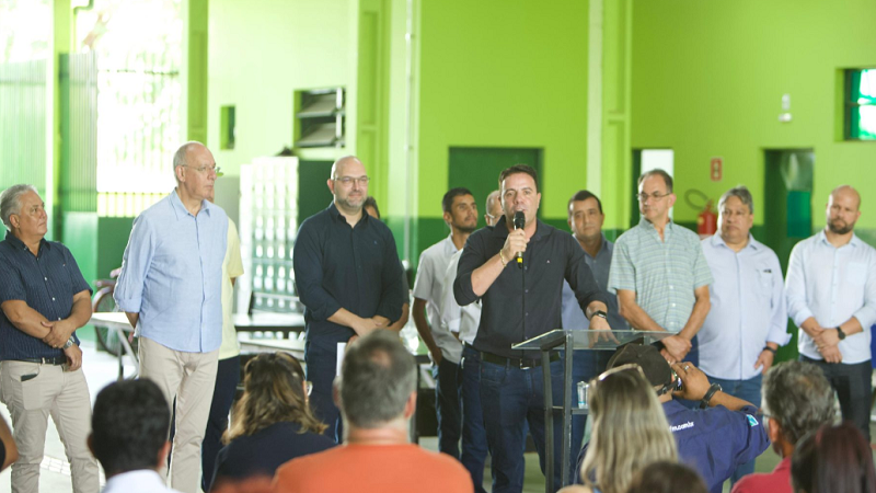 Governador em exercício entrega obras em Caarapó e autoriza ampliação da rede de saneamento Governador em exercício entrega obras em Caarapó e autoriza ampliação da rede de saneamento