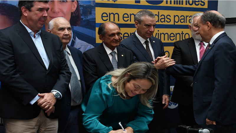 Saúde de Dourados começa receber emendas da Deputada Lia Nogueira Saúde de Dourados começa receber emendas da Deputada Lia Nogueira
