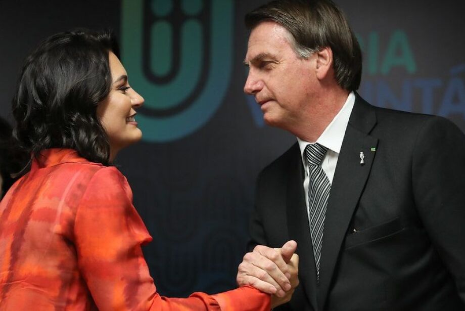 Bolsonaro e Michele estarão em Campo Grande para evento destinado às mulheres Bolsonaro e Michele estarão em Campo Grande para evento destinado às mulheres