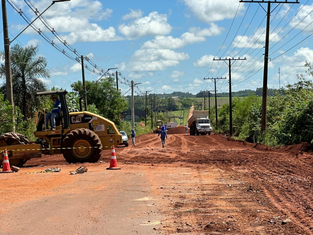Ponta Porã transformou-se em um verdadeiro canteiro de obras Ponta Porã transformou-se em um verdadeiro canteiro de obras