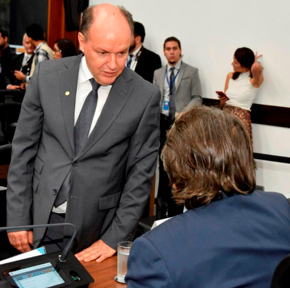 Ordem do Dia: Cidadania para a mulher ocupante de cargo público é aprovada em 1ª Ordem do Dia: Cidadania para a mulher ocupante de cargo público é aprovada em 1ª