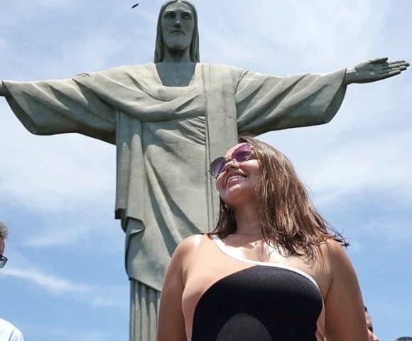 Confira os aniversariantes desse dia 04/02/24, por Dora Nunes