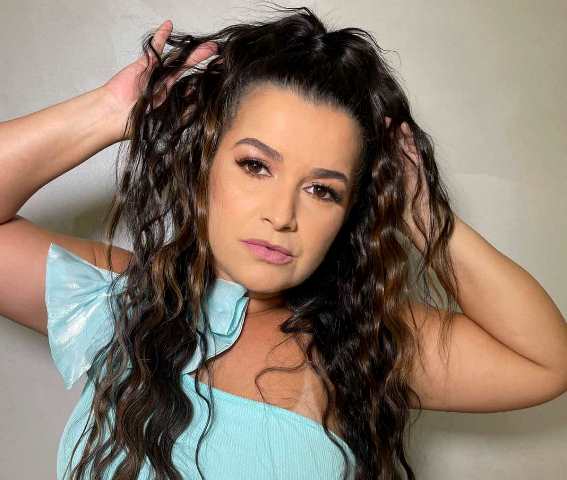Confira os aniversariantes desse dia 04/02/24, por Dora Nunes